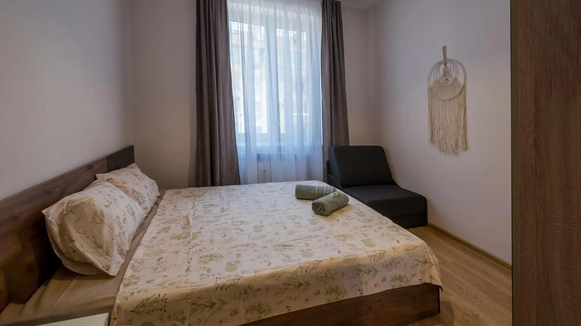 Apartment 3Bdr, Top Center Retreat, City Heart, Free Parking Sofia