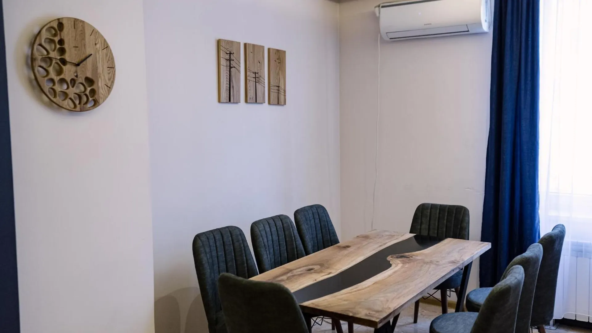3Bdr, Top Center Retreat, City Heart, Free Parking Sofia Bulgaria