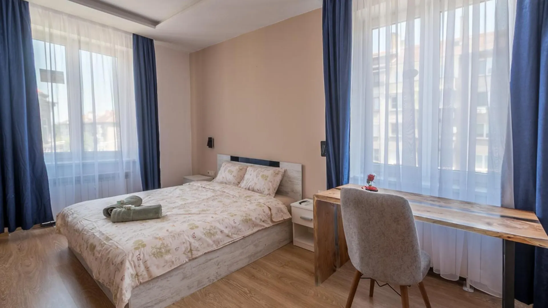 Apartment 3Bdr, Top Center Retreat, City Heart, Free Parking Sofia Bulgaria